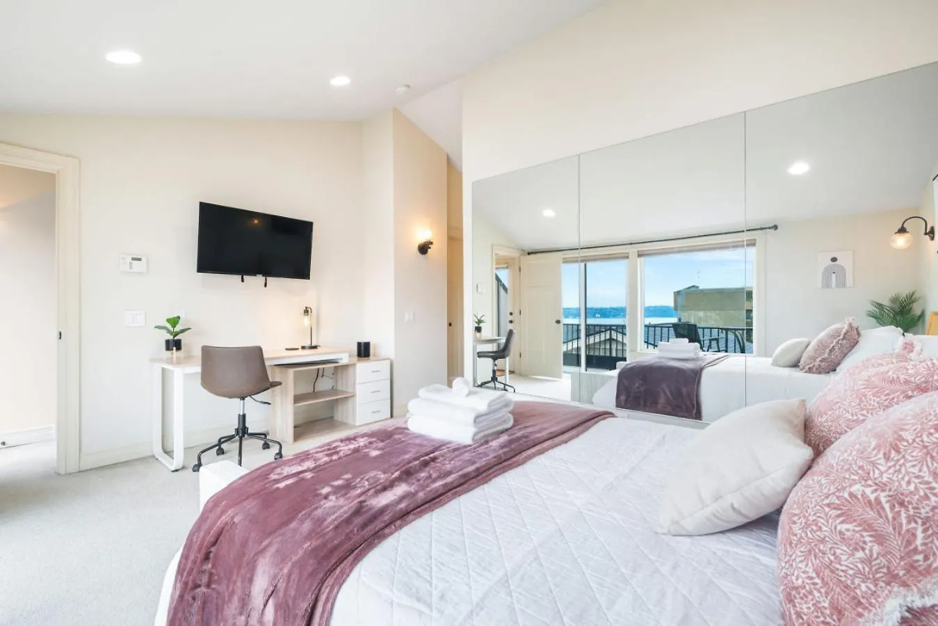 3Br 2Ba Kinnear Townhouse In Queen Anne, シアトル 0*,  米国