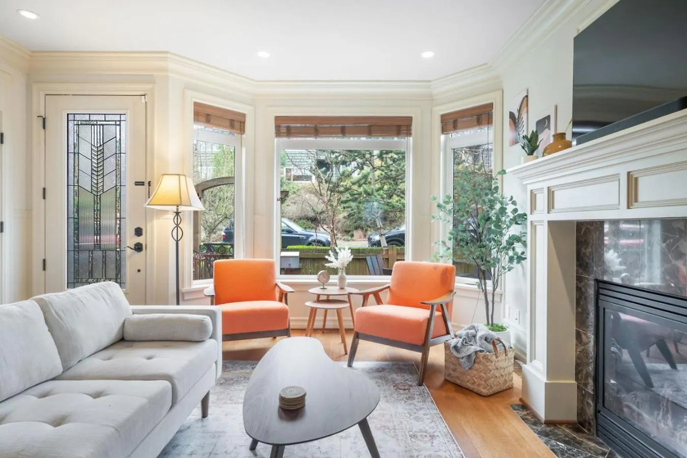 別荘 3Br 2Ba Kinnear Townhouse In Queen Anne, シアトル 米国