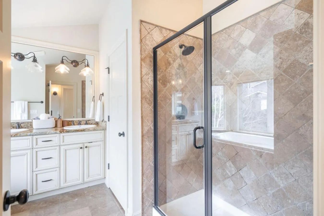 別荘 3Br 2Ba Kinnear Townhouse In Queen Anne, シアトル