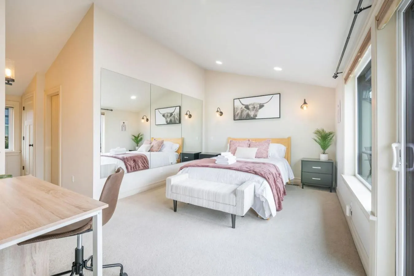 別荘 3Br 2Ba Kinnear Townhouse In Queen Anne, シアトル